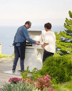 Carro Acero Cerrado Premium 60 Negro -Fuego y Brasa Carro Acero Cerrado Premium 60 Negro 2