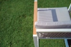 Sillón Con Cojín Harp Caqui -Fuego y Brasa Sillon con Cojin Harp Caqui 2